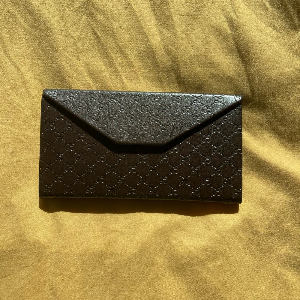 Authentic GUCCI glasses/sunglasses case.